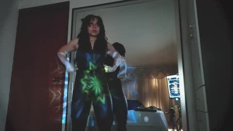 Farah online show from 10-10-25, 12:15