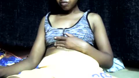 Snapshot of farantsaaly1 chatting on 01-12-25, 04:08 farantsaaly1 online show from 01-12-25, 04:08
