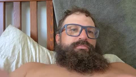 Farm2boy online show from 09-30-25, 03:39