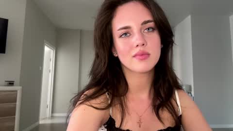 Snapshot of farrahburde chatting on 07-30-26, 01:43 Mia online show from 07-30-26, 01:43