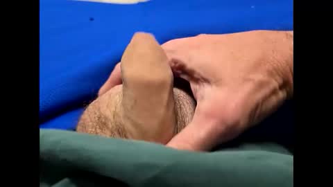 Snapshot of fartinmymouthplz chatting on 10-13-25, 02:55 fartinmymouthplz online show from 10-13-25, 02:55