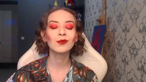 Fascinating   Eyes online show from 07-25-26, 09:45