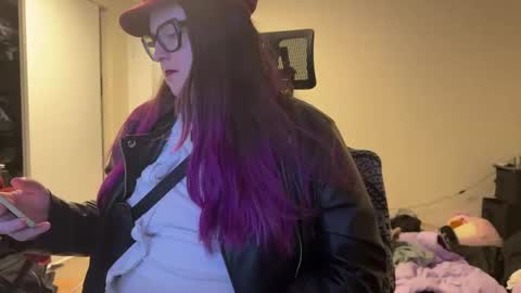 Snapshot of fat_harley chatting on 01-30-25, 11:55 Harley Q online show from 01-30-25, 11:55
