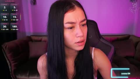 Snapshot of fatalenellie chatting on 11-28-25, 10:23 Nellie online show from 11-28-25, 10:23