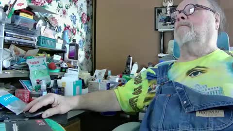 Snapshot of fatfreddythecat chatting on 12-21-24, 08:10 Fred. online show from 12-21-24, 08:10