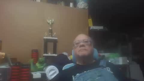 Fred. online show from 12-14-25, 05:13