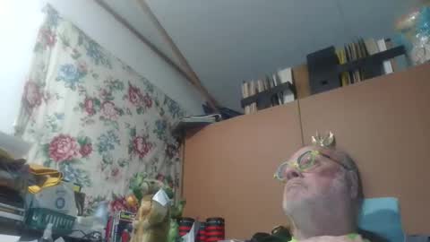Fred. online show from 05-16-26, 12:18
