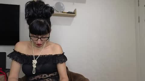 favorite_angel online show from 03-06-26, 05:31