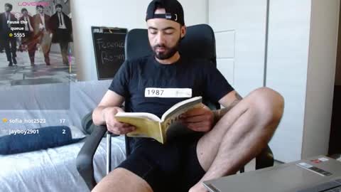 Snapshot of federico_ojitosverdes chatting on 02-20-26, 01:55 Federico Ofarrel online show from 02-20-26, 01:55