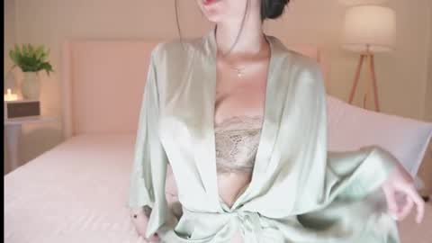 feel_me_00 online show from 01-11-26, 11:32