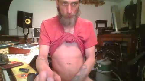 Snapshot of feelfemdom chatting on 01-25-25, 08:31 feelfemdom online show from 01-25-25, 08:31