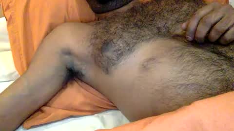 Snapshot of feetlover1888386 chatting on 12-18-25, 05:41 HairyBrownGuy online show from 12-18-25, 05:41