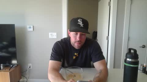Snapshot of feetlovergh2 chatting on 05-13-26, 01:52 Ethan Slayher online show from 05-13-26, 01:52
