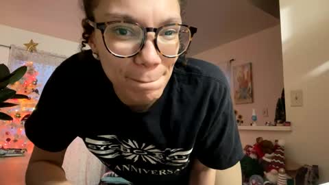 Soley online show from 02-03-25, 10:54