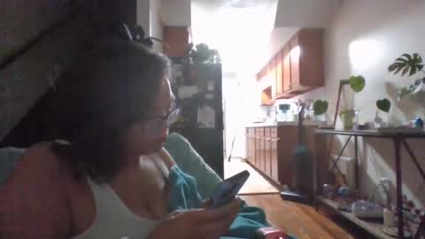 Soley online show from 09-13-25, 03:28