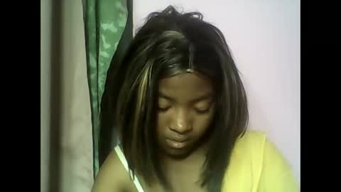 Snapshot of felice364342 chatting on 06-09-26, 06:08 felice364342 online show from 06-09-26, 06:08
