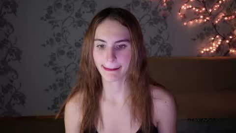 Snapshot of felicia_lav chatting on 06-09-26, 07:03 Frida online show from 06-09-26, 07:03
