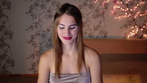 Snapshot of felicia_lav chatting on 07-19-26, 07:06 Frida online show from 07-19-26, 07:06