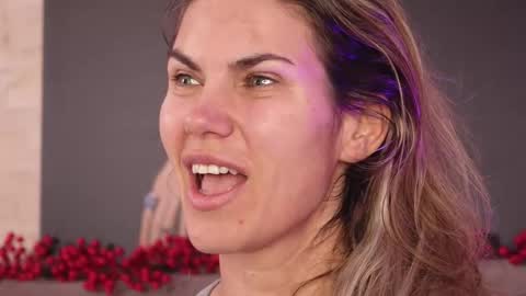 Snapshot of feliciakrige chatting on 01-08-26, 08:33 FeliciaKrige online show from 01-08-26, 08:33