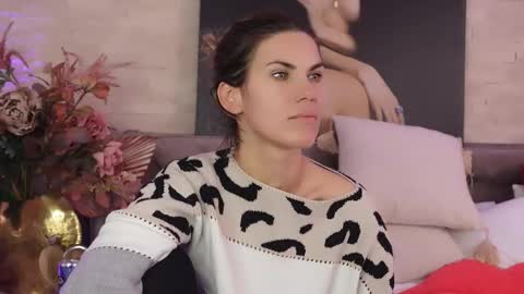 Snapshot of feliciakrige chatting on 01-31-26, 07:11 FeliciaKrige online show from 01-31-26, 07:11