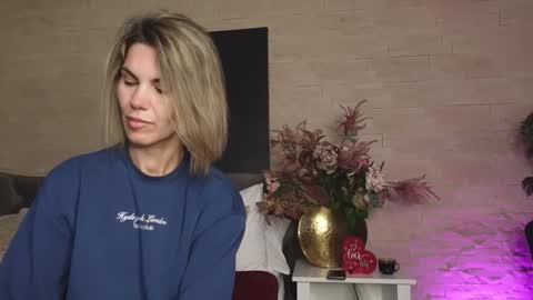 Snapshot of feliciakrige chatting on 03-03-26, 09:42 FeliciaKrige online show from 03-03-26, 09:42