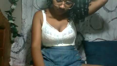 felicie515247 online show from 03-12-26, 04:46