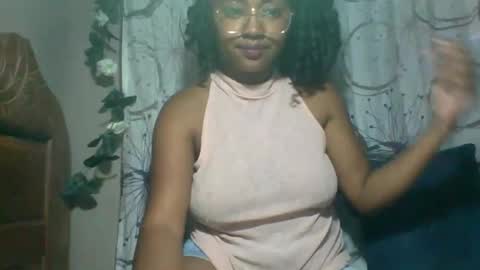 felicie515247 online show from 03-15-26, 12:00