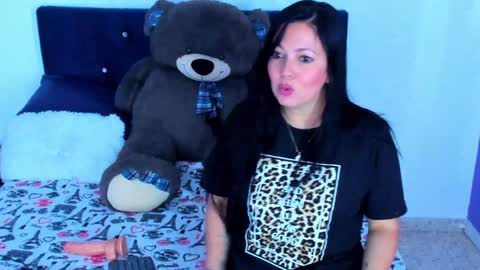 Snapshot of felinagrrr chatting on 01-21-25, 04:58 felina online show from 01-21-25, 04:58