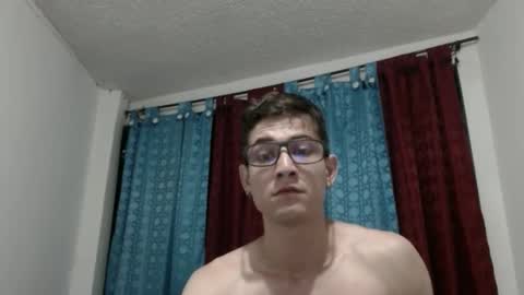 Snapshot of felipe227 chatting on 02-22-25, 01:00 jhonatan felipe online show from 02-22-25, 01:00