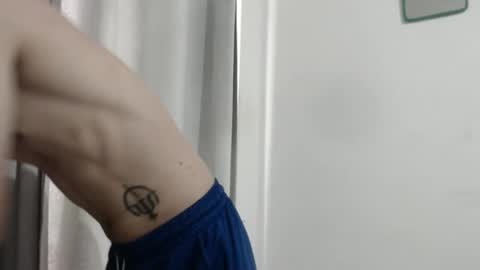 Snapshot of felipe227 chatting on 09-10-25, 05:02 jhonatan felipe online show from 09-10-25, 05:02