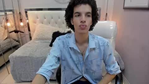 FELIPE online show from 05-19-26, 05:41