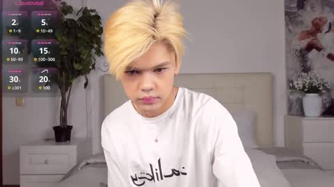 Felix online show from 02-23-25, 04:57