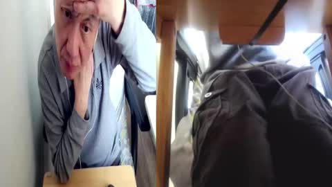 Snapshot of felixlau chatting on 01-12-26, 07:02 felixlau online show from 01-12-26, 07:02