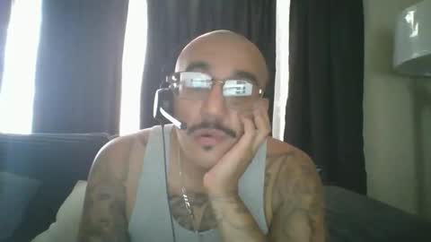 felixrlarios25 online show from 05-01-26, 09:19