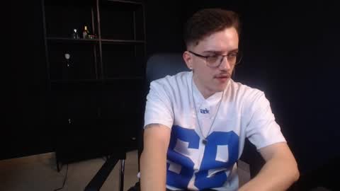 Snapshot of felixstark chatting on 06-06-26, 05:23 FelixStark online show from 06-06-26, 05:23