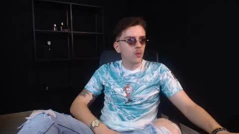 Snapshot of felixstark chatting on 06-23-26, 04:43 FelixStark online show from 06-23-26, 04:43