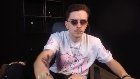 Snapshot of felixstark chatting on 07-14-26, 05:45 FelixStark online show from 07-14-26, 05:45