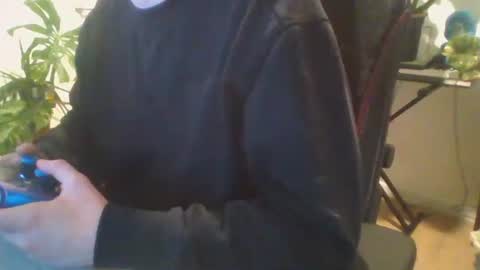 Snapshot of fem_alice_louis_dom chatting on 10-29-25, 05:47 fem_alice_louis_dom online show from 10-29-25, 05:47