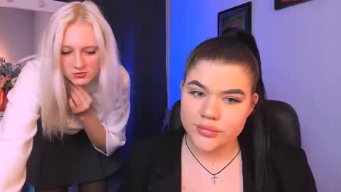 Snapshot of femida_love chatting on 03-11-25, 04:40 Femida online show from 03-11-25, 04:40