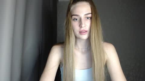 Snapshot of femkedejager chatting on 01-08-25, 07:56 Femke online show from 01-08-25, 07:56
