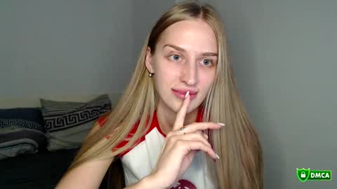 Snapshot of femkedejager chatting on 10-01-25, 07:42 Femke online show from 10-01-25, 07:42