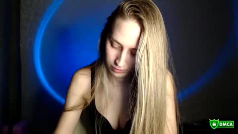 Snapshot of femkedejager chatting on 11-10-25, 08:08 Femke online show from 11-10-25, 08:08