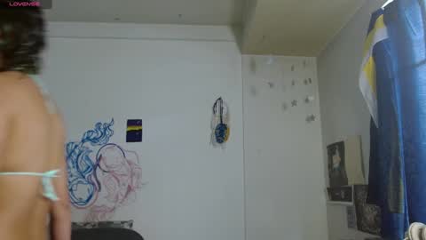 Snapshot of fenixmfx chatting on 12-27-24, 03:15 Fenix online show from 12-27-24, 03:15