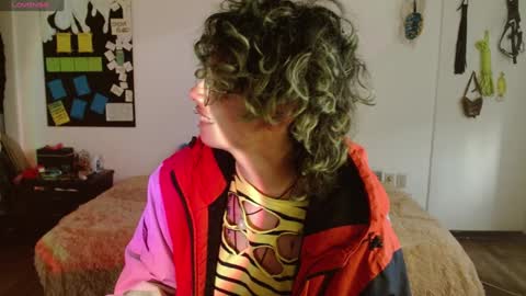 Snapshot of fenixmfx chatting on 01-14-25, 08:15 Fenix online show from 01-14-25, 08:15