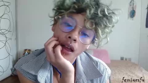 Snapshot of fenixmfx chatting on 02-28-25, 07:14 Fenix online show from 02-28-25, 07:14