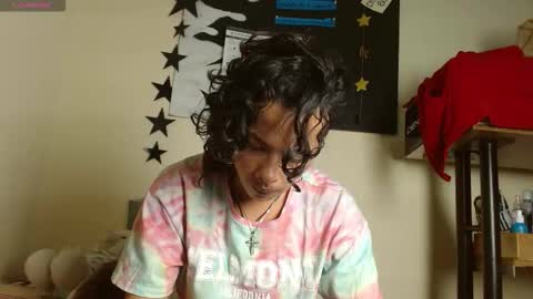 Snapshot of fenixmfx chatting on 12-04-25, 07:22 Fenix online show from 12-04-25, 07:22