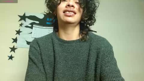 Snapshot of fenixmfx chatting on 12-13-25, 08:25 Fenix online show from 12-13-25, 08:25