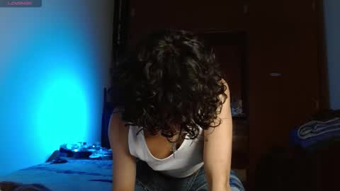 Snapshot of fenixmfx chatting on 12-22-25, 07:00 Fenix online show from 12-22-25, 07:00