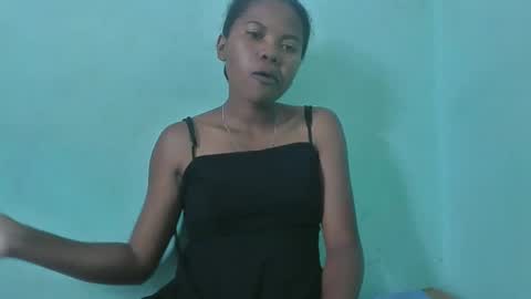 Snapshot of fenou122745 chatting on 01-08-26, 06:48 fenou122745 online show from 01-08-26, 06:48