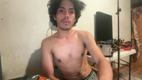 Snapshot of fer92400 chatting on 06-29-26, 05:46 fer92400 online show from 06-29-26, 05:46
